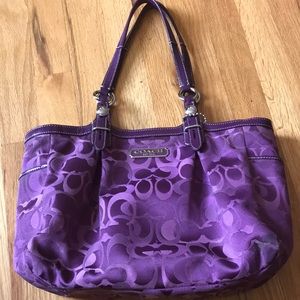 Unique coach purse, in purple. Awesome sized tote.